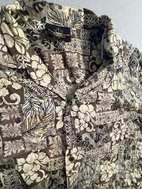 Vintage Royal Creations Men's Hawaiian Shirt Brown Floral Print